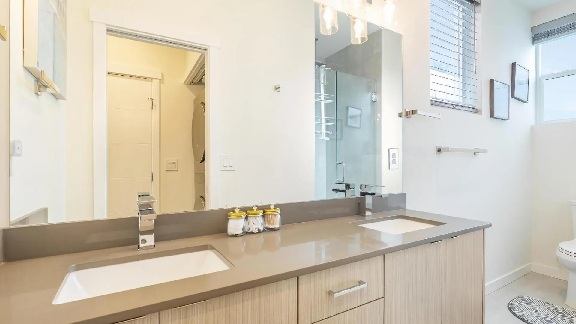 Roosevelt Retreat By Betterstay Seattle 0*,  United States